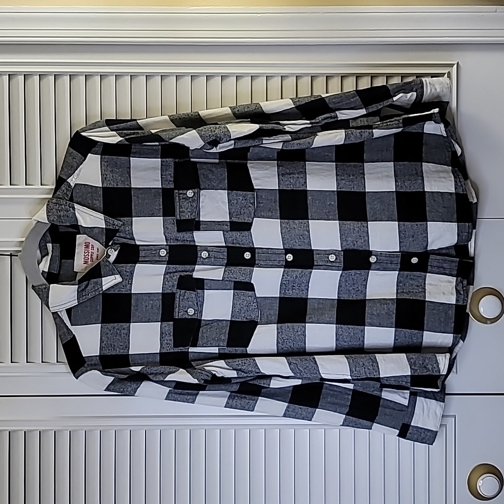 Mossimo black & white buffalo check shirt